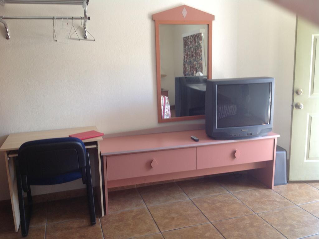 Redwood Motel Chandler Zimmer foto