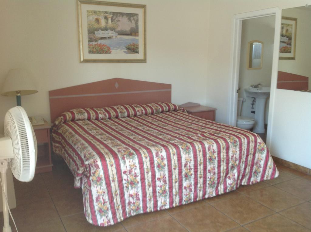 Redwood Motel Chandler Zimmer foto